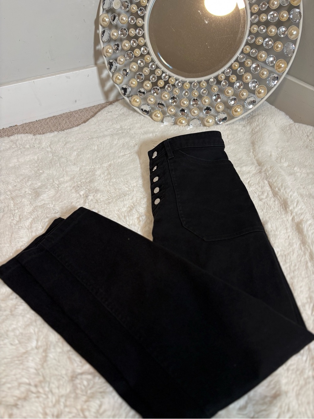 Aritzia Wilfred Free High-Rise Utility Straight Leg Jeans/Pant- Black / Size 4 - Picture 4 of 10